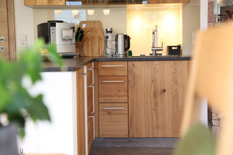 Küchen - HoizZeit - Tischlerei & Wohnkonzepte in Pruggern im Bezirk